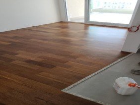 Top Floor Pisos - Photo 1