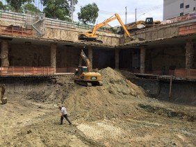 Land Terraplenagem e construções - Photo 3