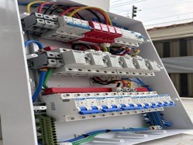 Eletricista Manaus TH Elétrica & Engenharia - Photo 1